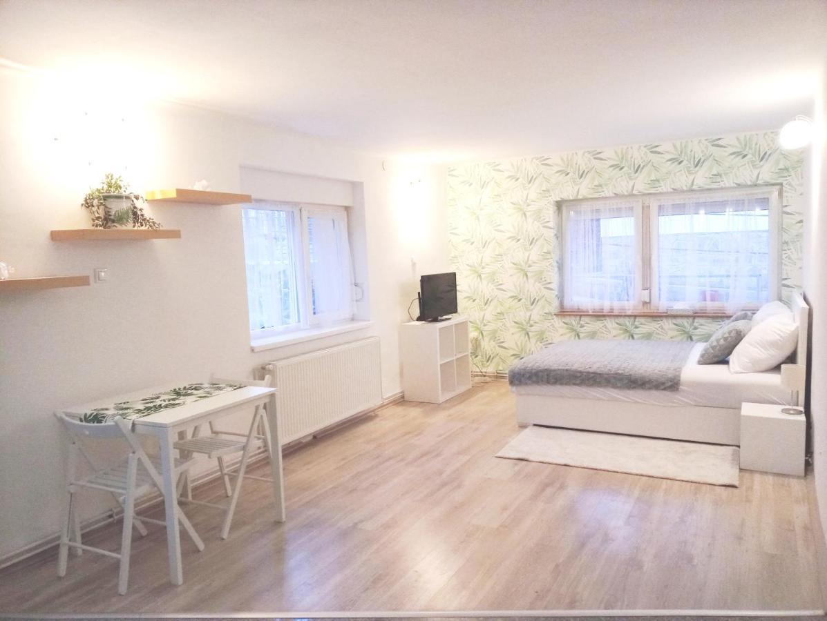Stardust Apartman Pécs Eksteriør billede