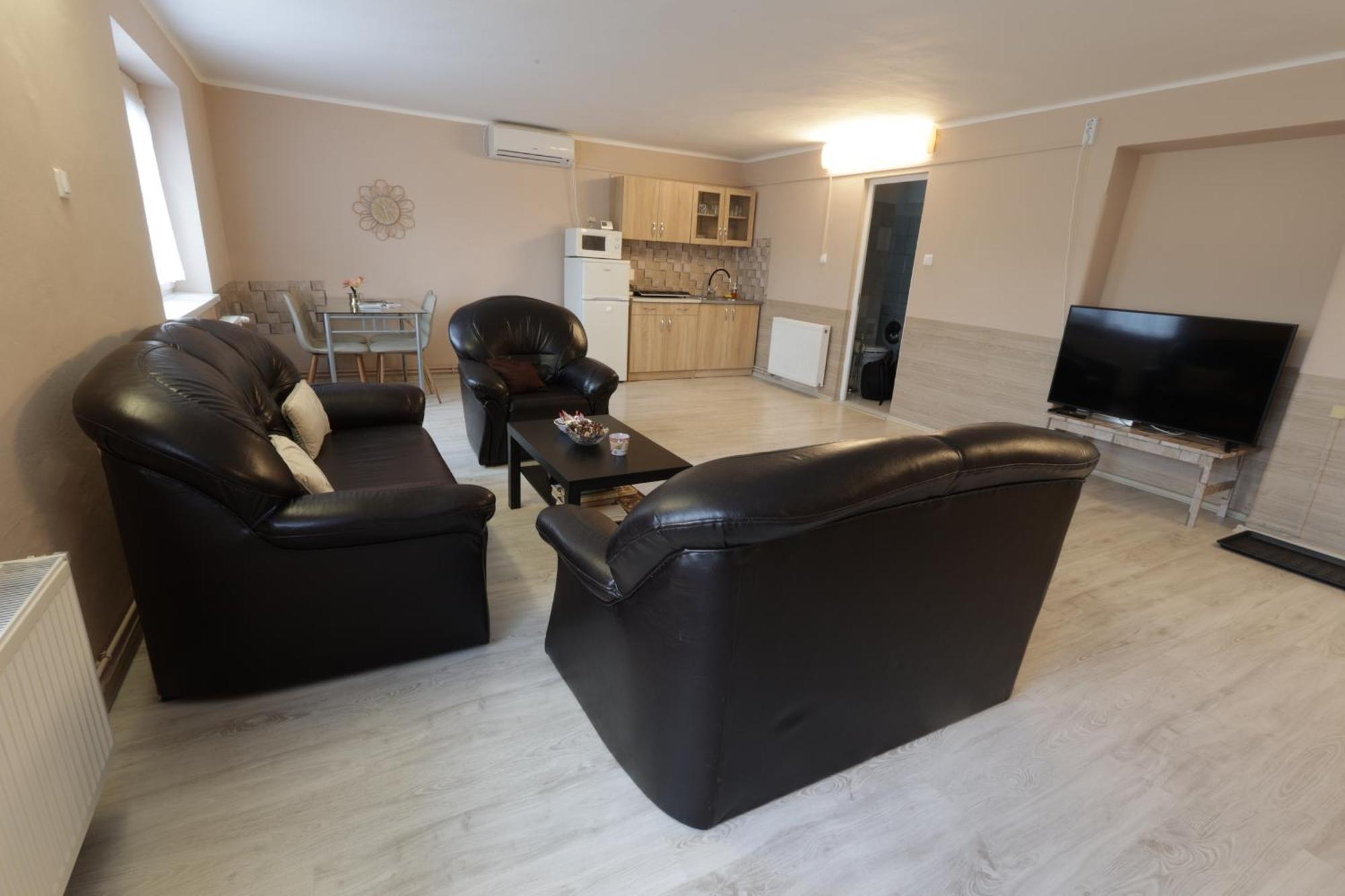 Stardust Apartman Pécs Eksteriør billede