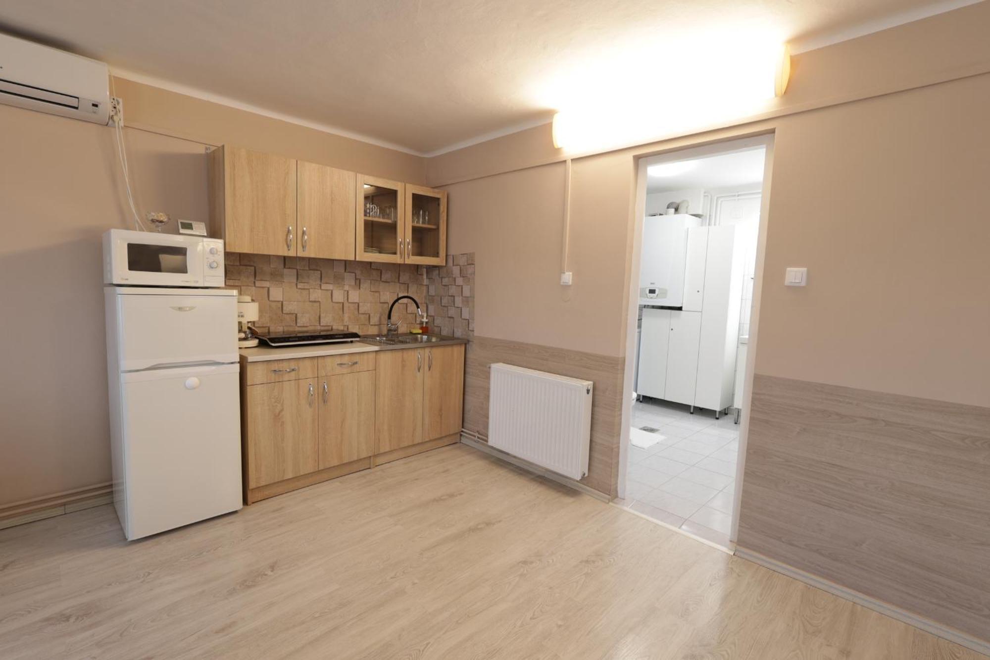 Stardust Apartman Pécs Eksteriør billede