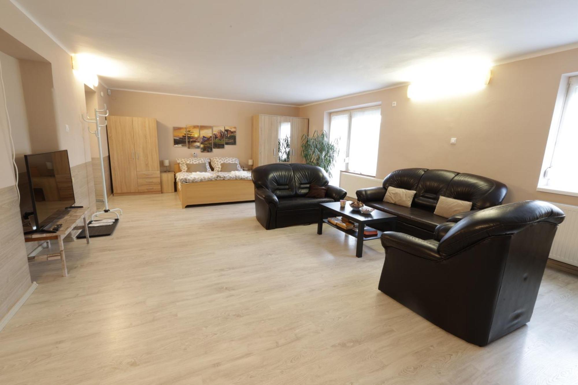 Stardust Apartman Pécs Eksteriør billede